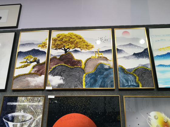 展畫(huà)四十一