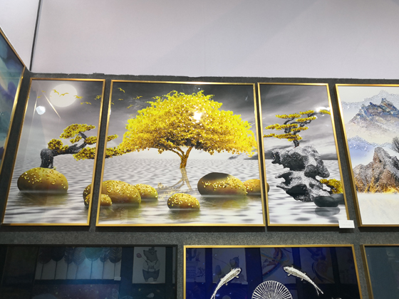展畫(huà)四十九